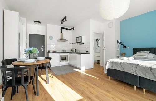 Jezyce Apartamento | Klimatyczne i Nowoczesne Studio Very Berry w Poznaniu by Noclegi Renters