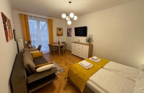Bielany Apartamento | Klimatyczny apartament na Bielanach przy metrze