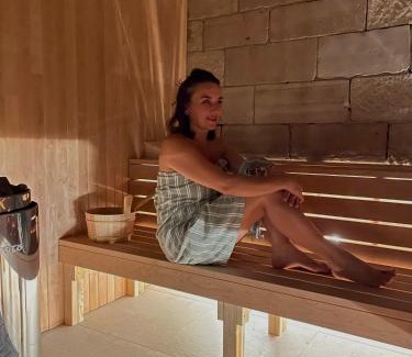 Radkow Casa | Klimatyczny Dom Kopaczówka przytulna miejscówka z kominkiem, sauną i ogrodem u podnóża Gór Stołowych