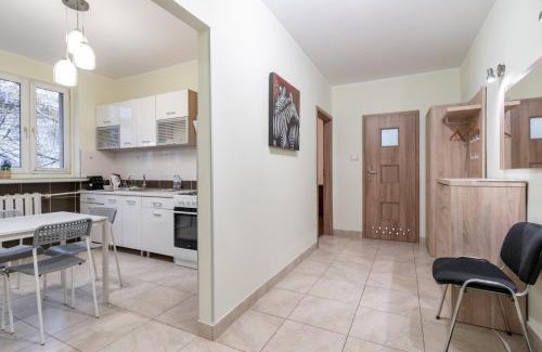 Załeze Apartamento | Klimczoka Comfy Apartment by BookingHost