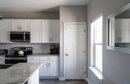 Grand Junction Casa | Klondike near Mesa Mall: Allergen Friendly & Clean