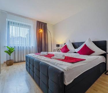 Guenzburg Apartamento | KMS Homes - NEW - GARDEN - NETFLIX