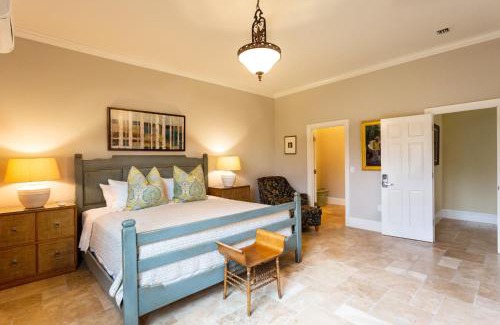 Rural Estates Apartamento | Knickerbocker Estate Home, 9 Private Suites