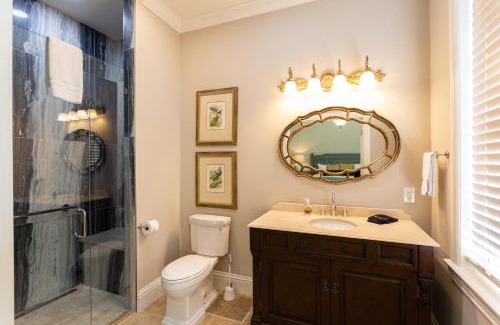 Rural Estates Apartamento | Knickerbocker Estate Home, 9 Private Suites
