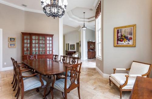 Rural Estates Apartamento | Knickerbocker Estate Home, 9 Private Suites