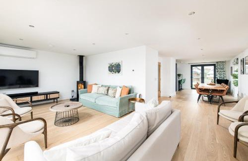 Holworth Casa | Knighton OI02 Silverlake Dorset