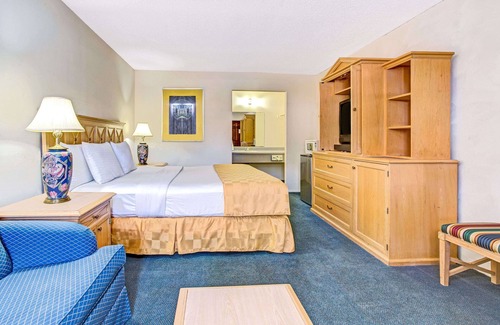 Kissimmee Hotel | Knights Inn Kissimmee