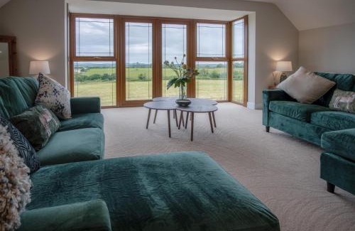 Narberth Casa | Knights Rest - 4 Bed Holiday Home - Princes Gate
