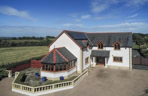 Narberth Casa | Knights Rest - 4 Bed Holiday Home - Princes Gate