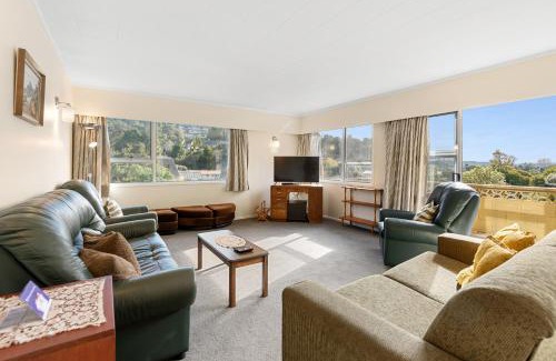Paihia Casa | Knights Retreat - Paihia Holiday Home