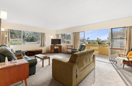 Paihia Casa | Knights Retreat - Paihia Holiday Home