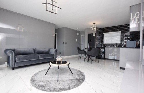 Century City Apartamento | knightsbridge luxury apartments by Search4Property