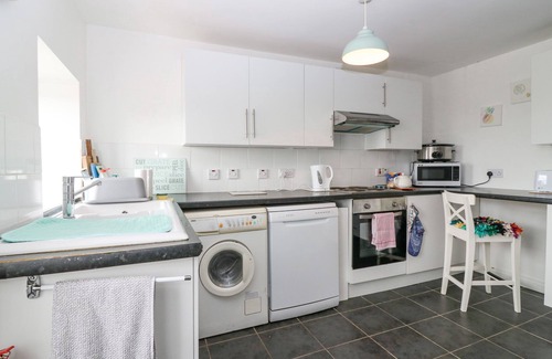 Pittenweem Cabaña | KNIGHTSWARD FARM, pet friendly, with open fire in Anstruther
