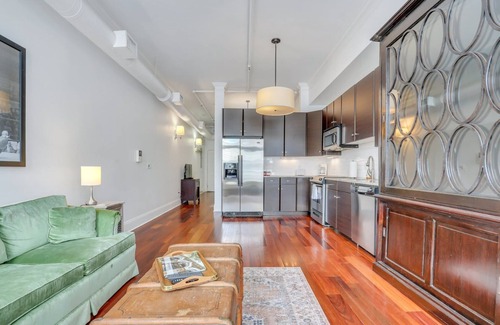 Historic District - North Apartamento | Knockout Loft- Near Plant Riverside
