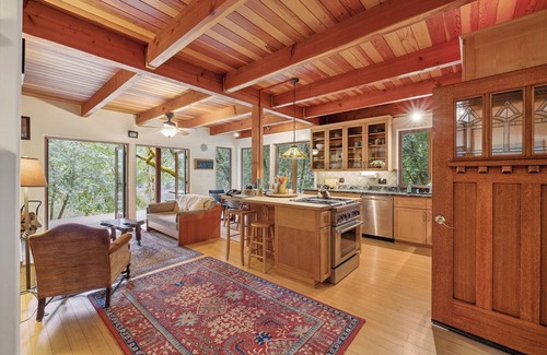 Redwood Valley Casa | Knoll House - 2-bedroom house at Leonard Lake Reserve