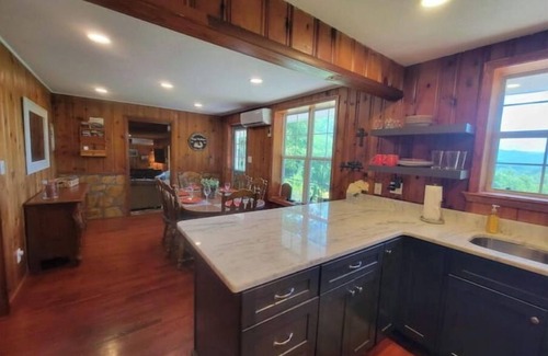 Fontana Dam Cabaña | Knotty & Nice Cottage Mountain Views, Near Tail of the Dragon, & Fontana Village