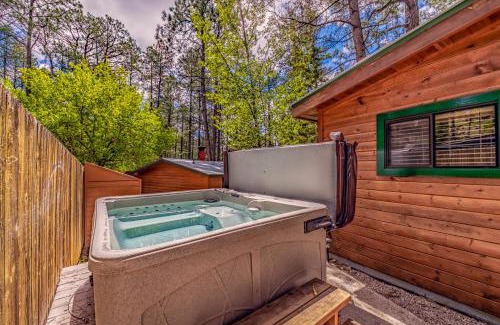 Ruidoso Casa | Knotty Pine: A Cute Ruidoso Classic with a Private Hot Tub!