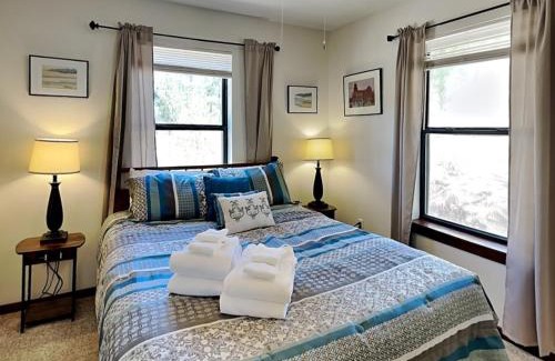 Ruidoso Casa | Knotty Pines Cabin