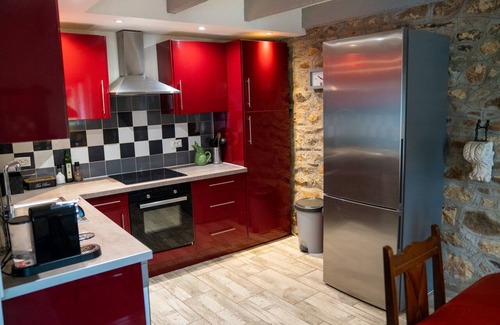Carnoet Cabaña | Knusse Cottage Voor 6 Vlakbij Vallée des Saints in het Groene Hart van Bretagne
