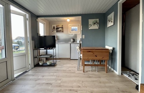 Klemskerke Chalet De Esquí | Knusse Woning bij het Strand en het Centrum van De Haan