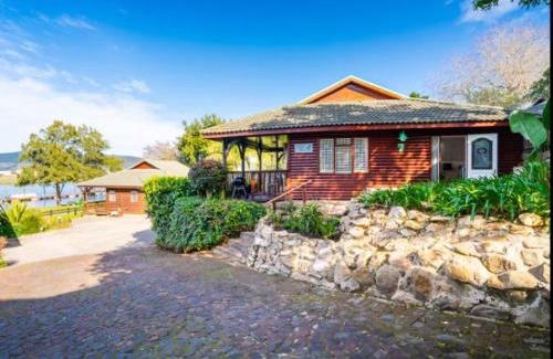 Knysna Chalet De Esquí | Knysna River Club Getaways - Luxury waterfront chalets