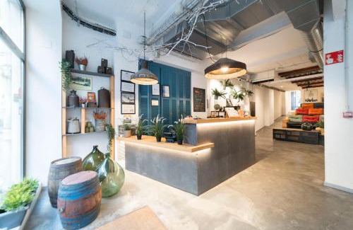 Gros Hostal | Koba Hostel