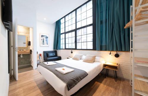 Gros Hostal | Koba Hostel