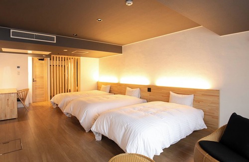 Hommachi Hotel | Kochi Sunrise Hotel
