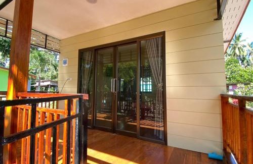 Ko Mook Otro | Kohmook Happy time Bungalow