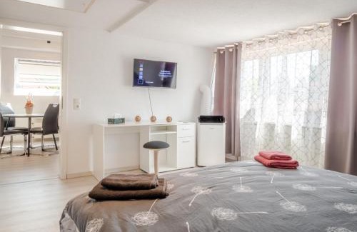 Neu-Ulm Apartamento | Kokett Apartment