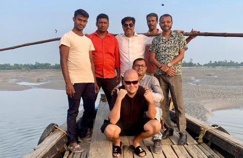 Narendrapur Casa | Kolkata Sarkar Villa Homestay