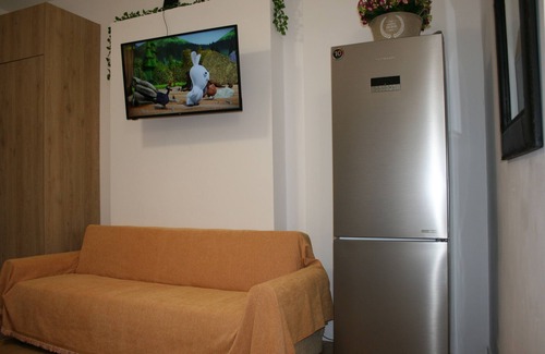 Atalanti Apartamento | KOLLITAKI - apartment on the beach road. Couple or family of three friendly