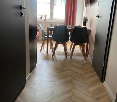 Debina Apartamento | Kolorowy Apartament 26