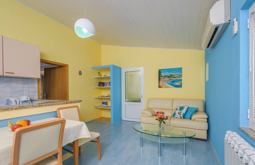 Krizna luka Apartamento | Komazin