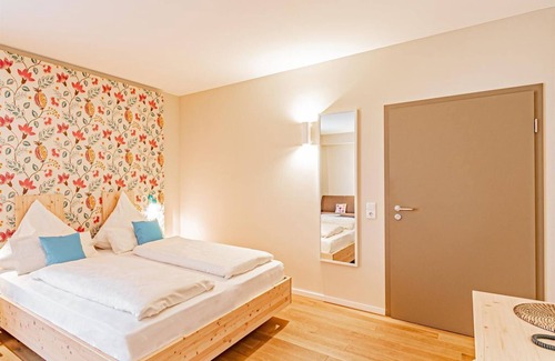 Langsur Cama Y Desayuno | Komfort Doppelzimmer Barrierefrei - Weingut Johannishof