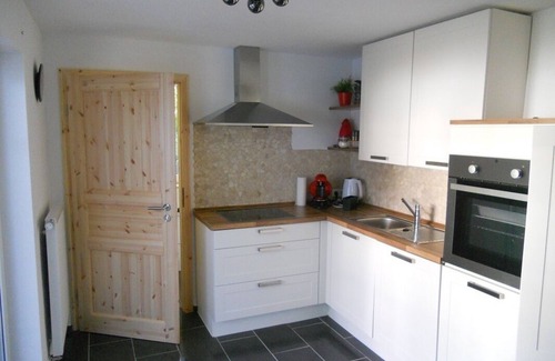 Groissenbach Casa | Cómodo apartamento, 85 m², 2 sep. Dormitorio y cocina