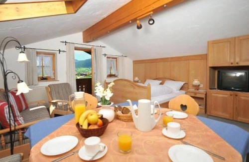 Blindau Apartamento | Komfortable Ferienwohnung Mit Herrlichem Bergblick