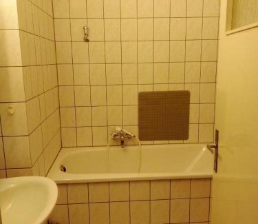 Odenkirchen-Mitte Apartamento | Komfortable Handwerker Wohnung