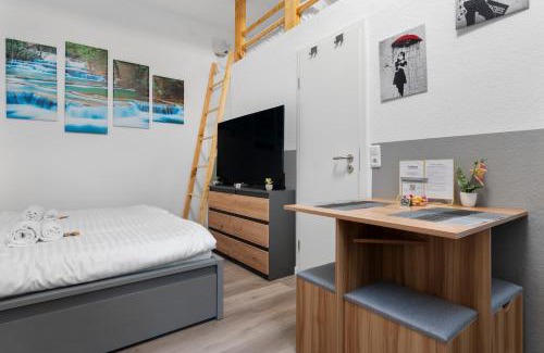 Ehrenfeld Apartamento | Komfortables Studio in Köln-Ehrenfeld, Küche, Vollausstattung, Netflix, 1 Min zur U-Bahn, 10 Min zum Neumarkt