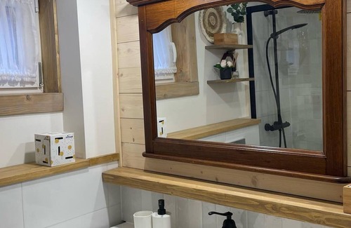 Sokolec Apartamento | Komfortowe apartamenty w Górach Sowich, blisko natury.