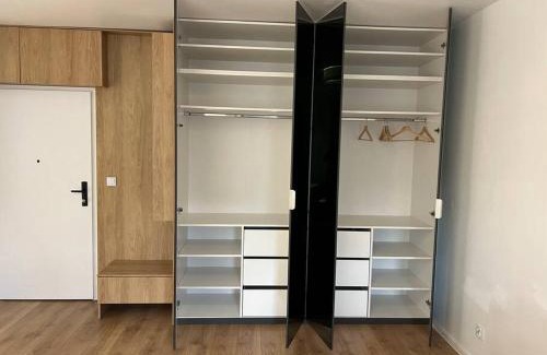 Fabryczna Apartamento | Komfortowe mieszkanie przy parku