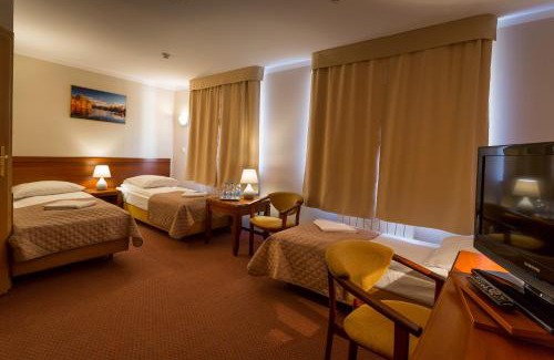 Augustow Complejo | Kompleks Hotelowy Logos