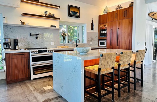 Kailua-Kona Casa | Kona Bay Hale by RedAwning