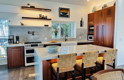 Kailua-Kona Casa | Kona Bay Hale by RedAwning
