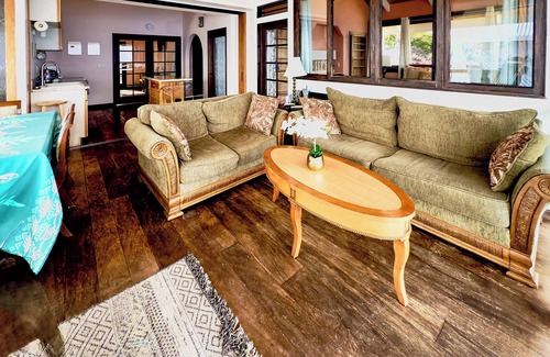 Opihihale Apartamento | Kona Coast, BEST Oceanview&Pool, Yoga/Meditation Space, Pickle Ball&Basket Ball