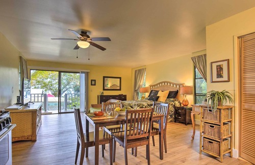 Honalo Apartamento | Kona Cottage w / Lanai y vistas al mar en Coffee Farm!
