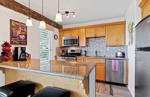 Historic Kailua Village Apartamento | Kona Mansions 5-minute Walk to Honls Beach