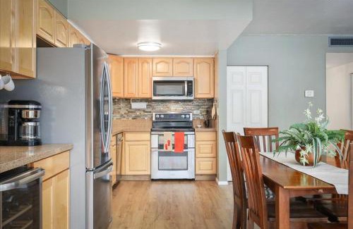 Historic Kailua Village Casa | Kona Plaza 212