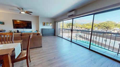 Historic Kailua Village Casa | Kona Plaza 212