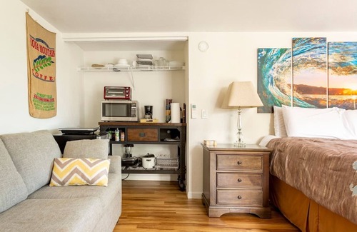 Kona Palisades Casa | Kona Sunset Ocean View Two Studio Oasis